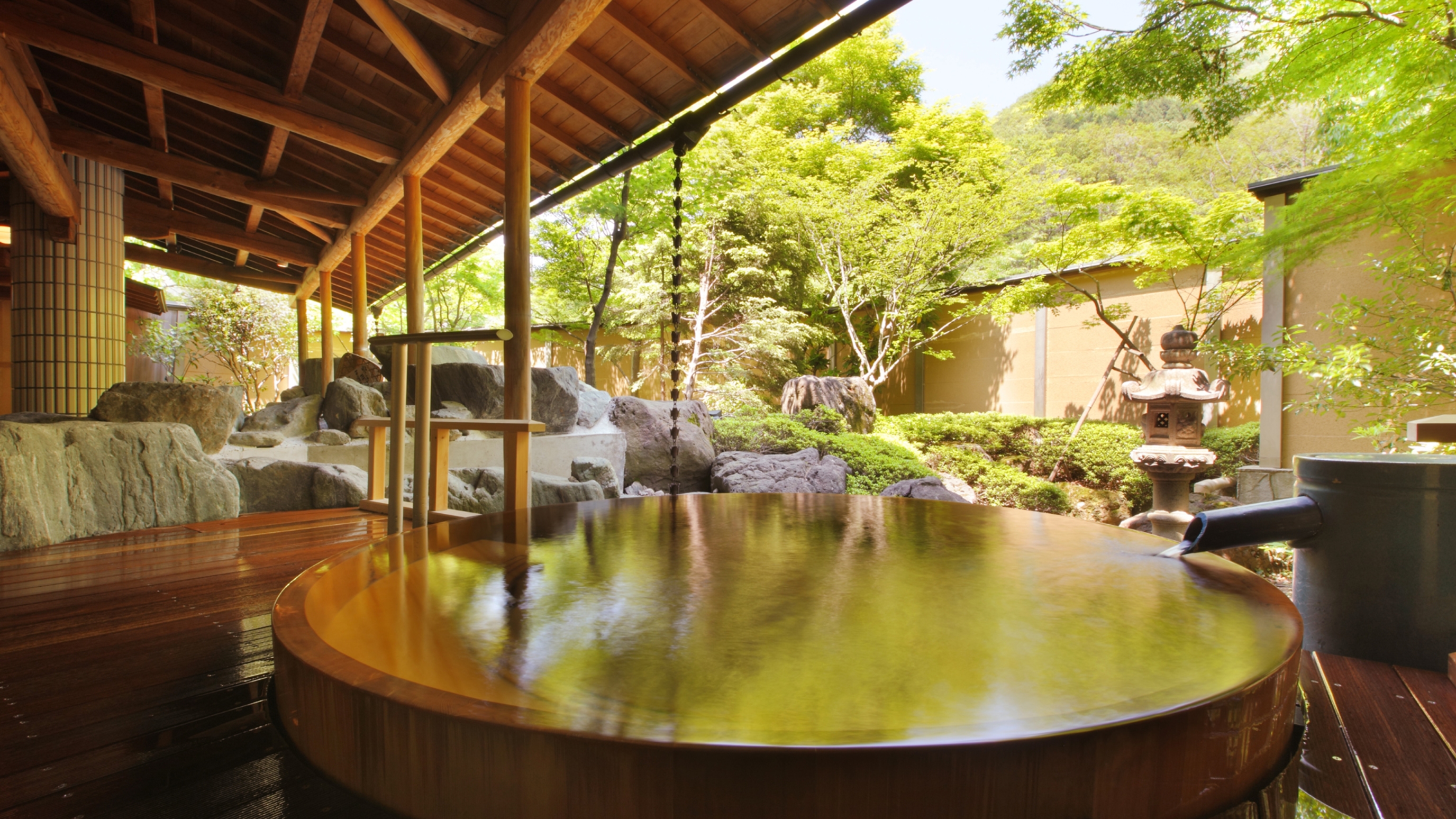 【姉妹館への湯巡りが可能】温泉を満喫ください。～送迎バスもございます～