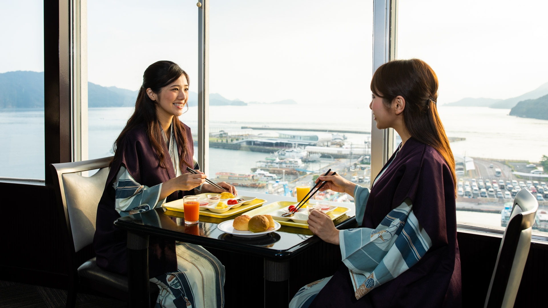 朝食バイキング会場（一例）