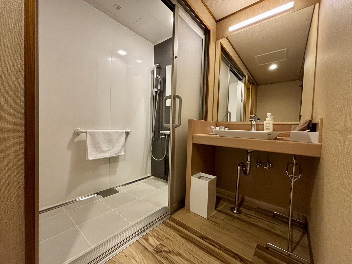 シャワールーム(416号)