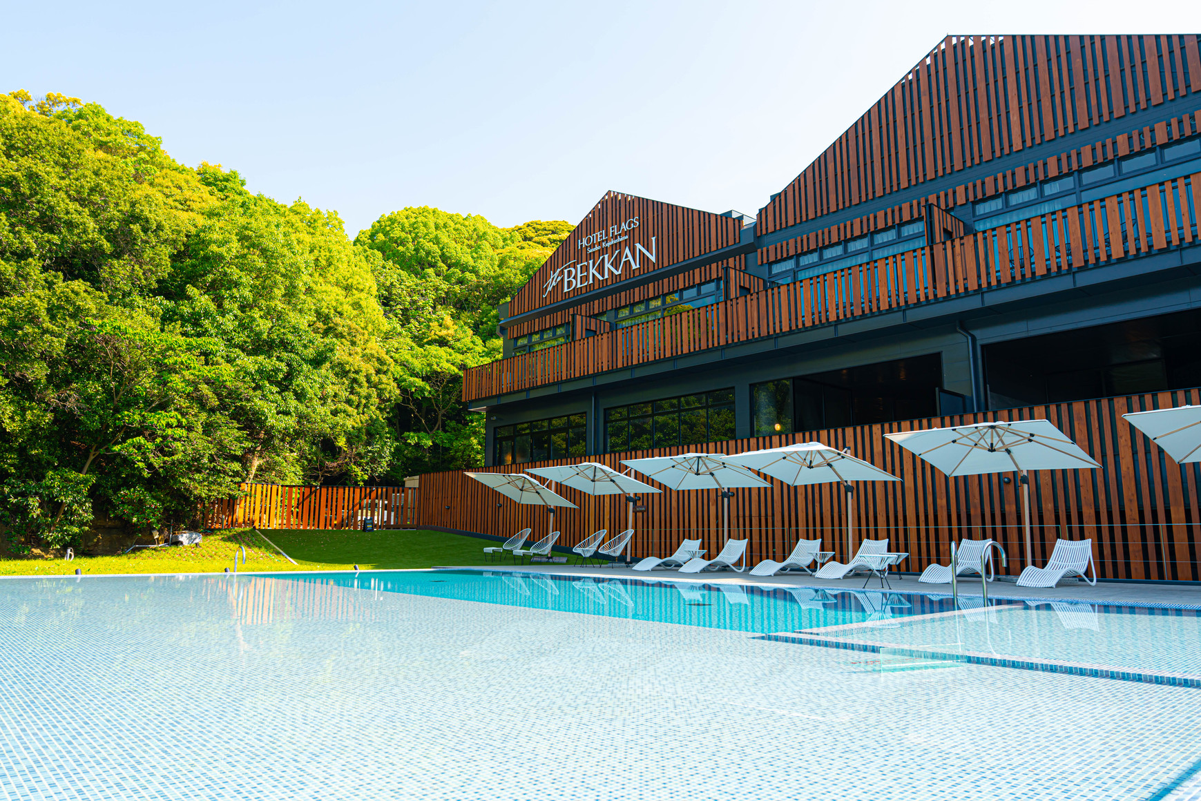 【the BEKKAN】プール