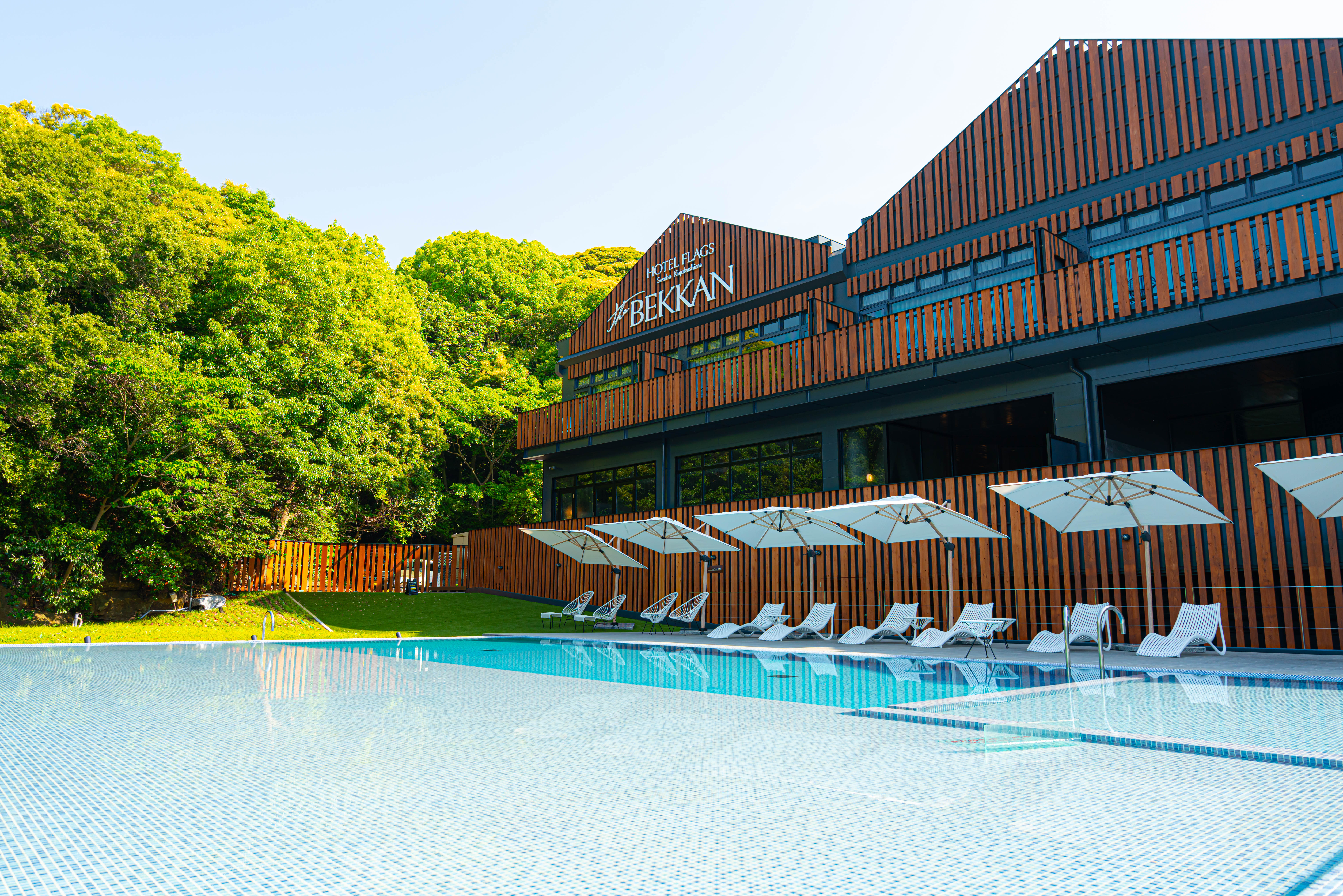 【the BEKKAN】プール