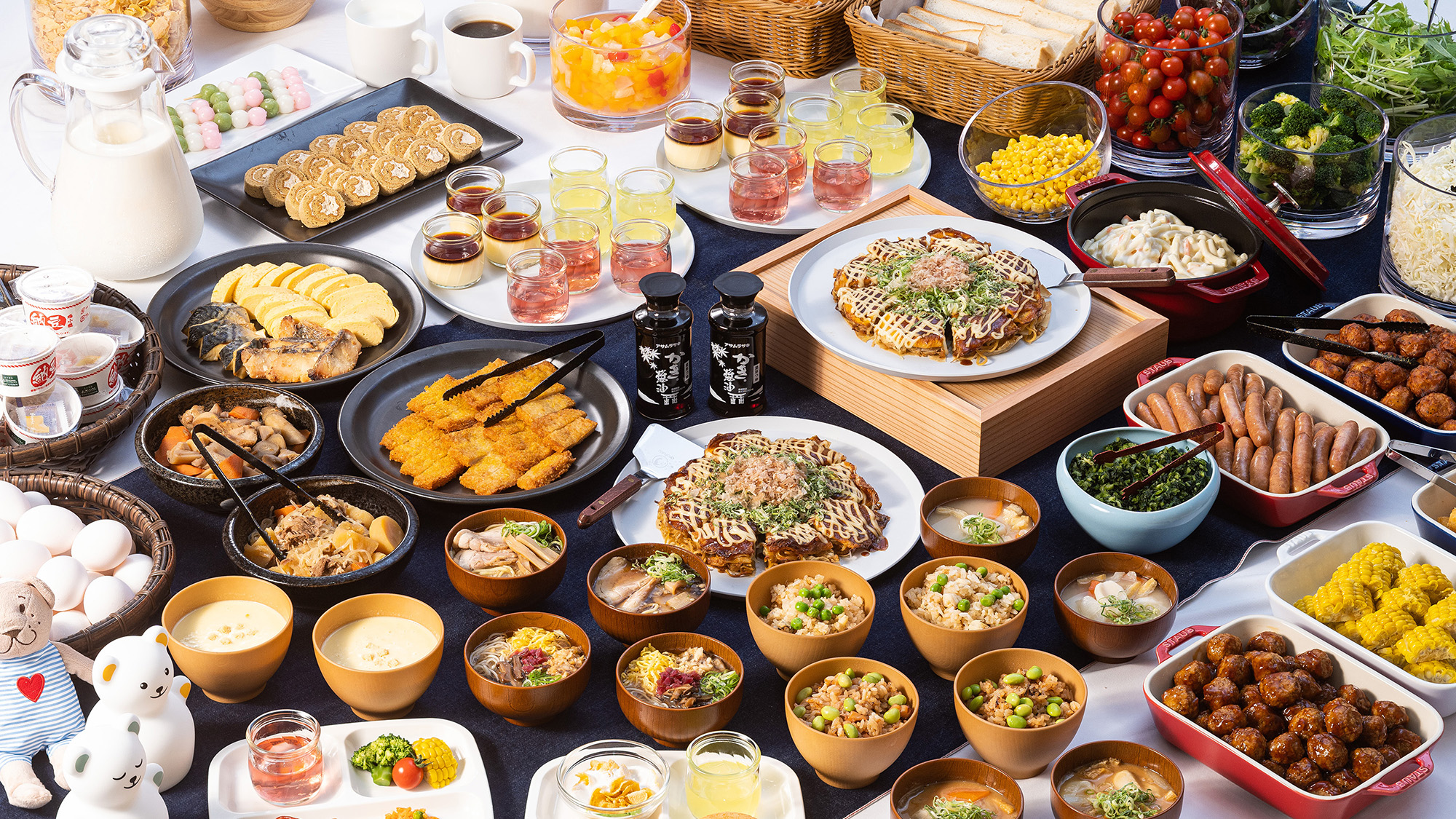 朝食ビュッフェ－ご当地メニューも豊富にご用意しております。