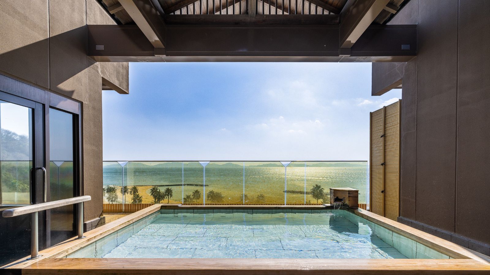 展望風呂「海こうこう」