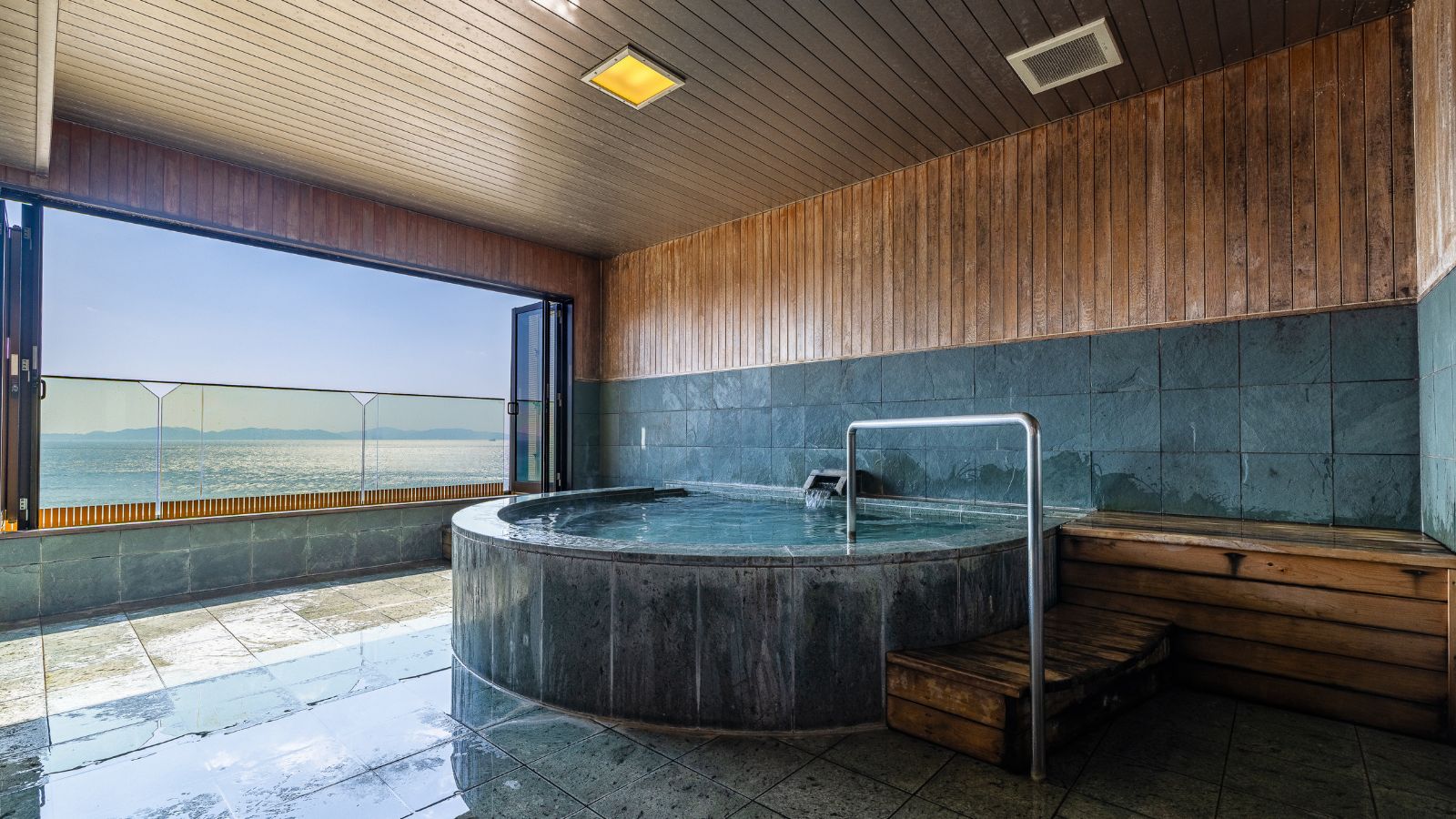 展望風呂「光れいれい」