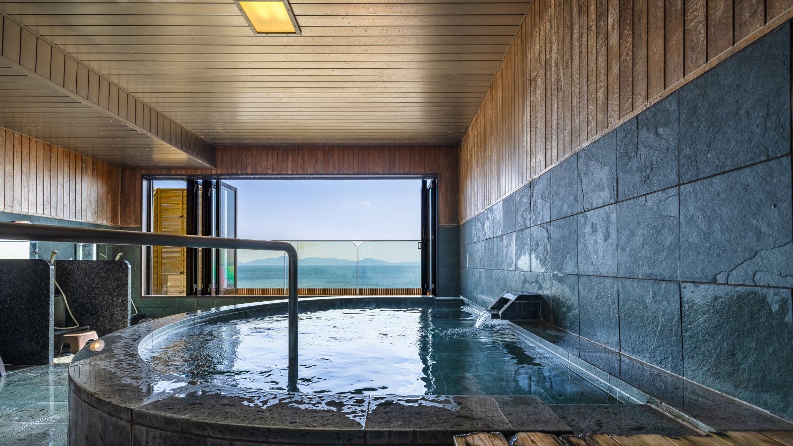 展望風呂「光れいれい」