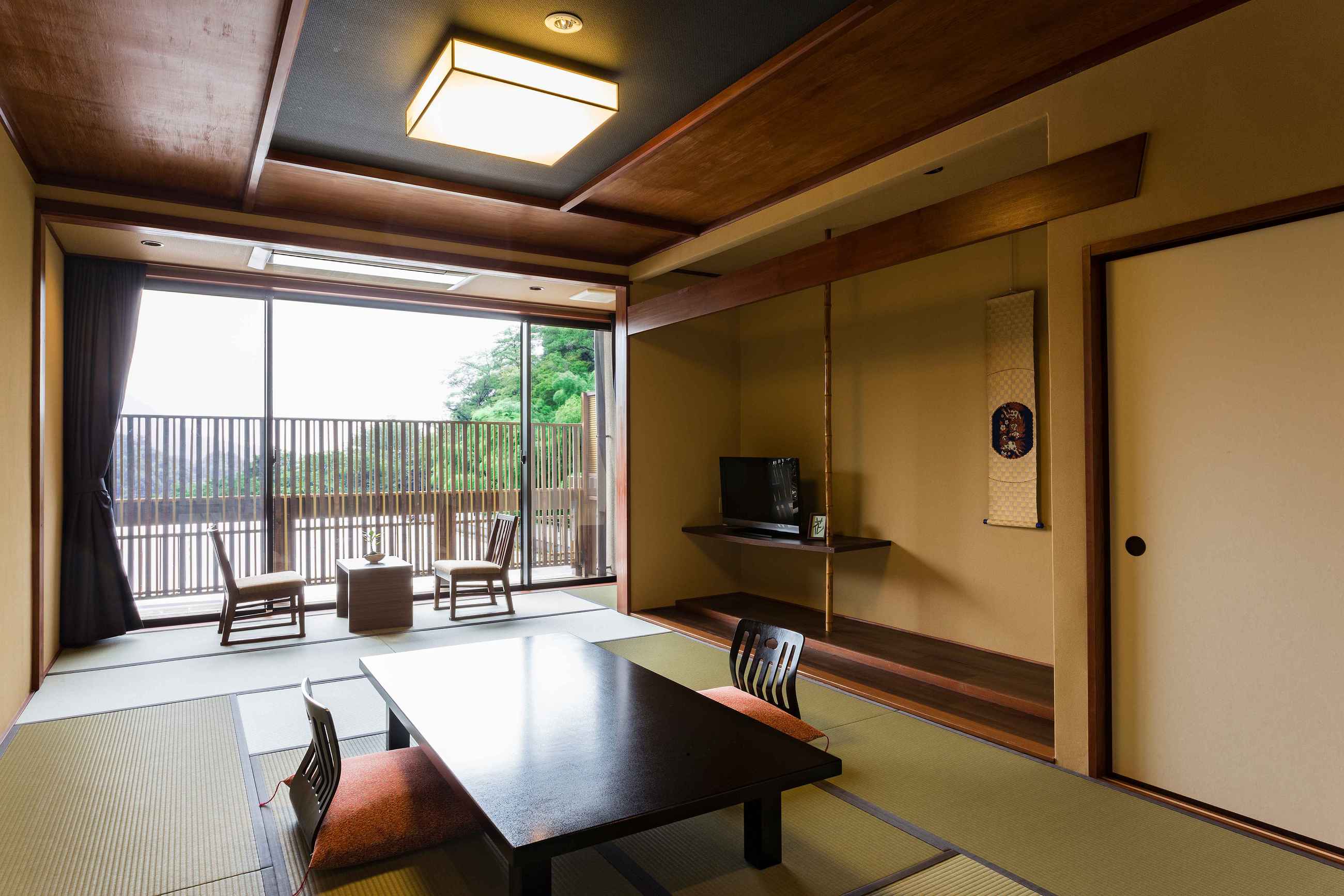 部屋タイプおまかせ広めのお部屋※2026年2月6日〜禁煙部屋