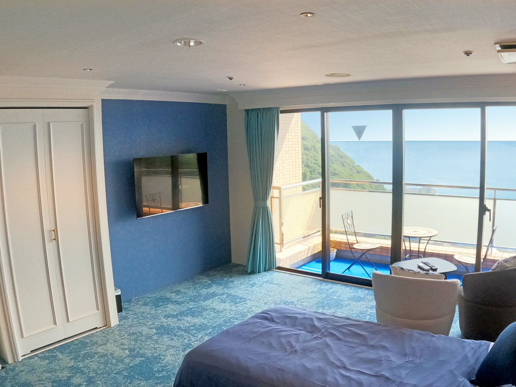 タワー館　デラックス和洋室　ベッドルーム