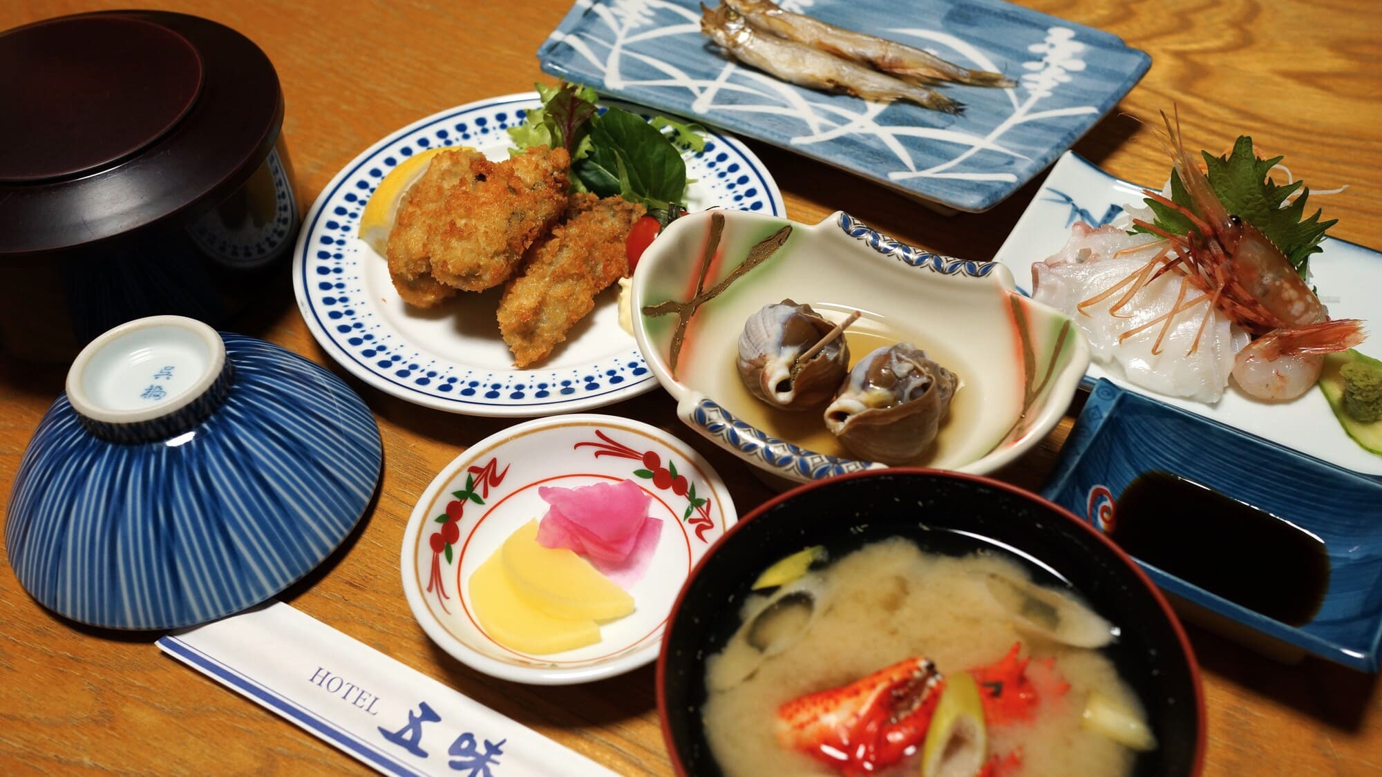 ◆【さき楽２８】夕食は牡蠣フライやお刺身、焼魚など！お得なビジネスプラン【夕朝食付】