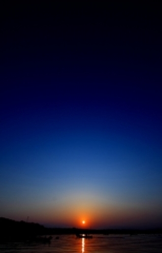 石山荘から見える夕日です。