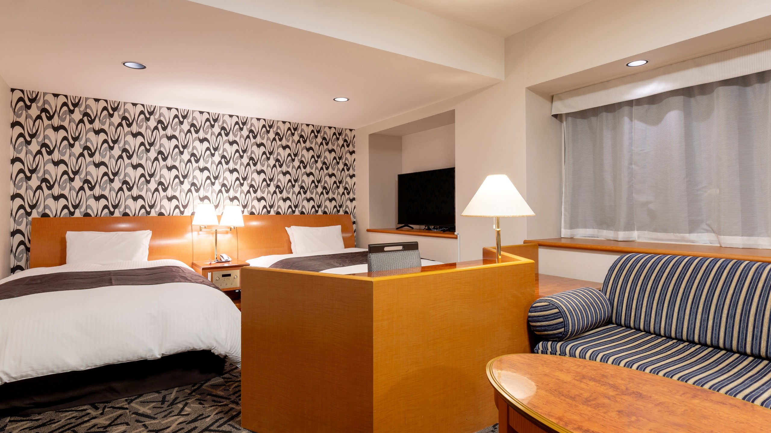 ジュニアスイートルームC（ソファー完備）