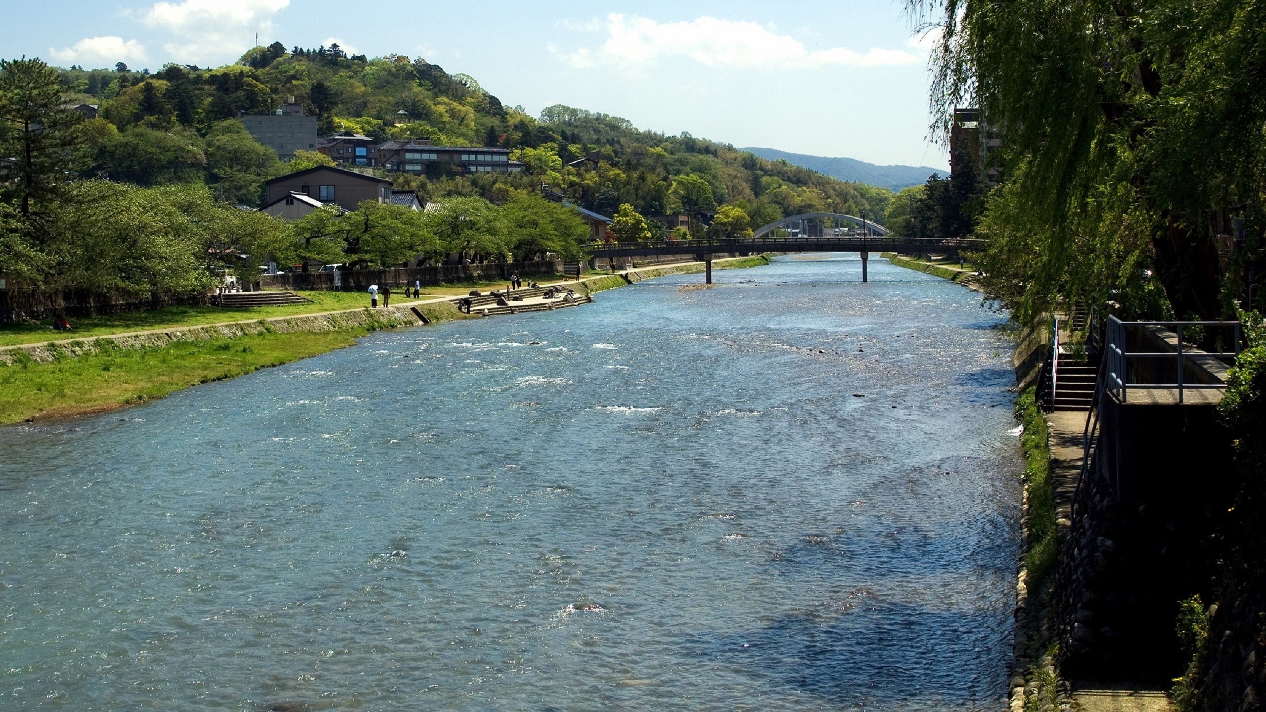 浅野川(写真提供：金沢市）
