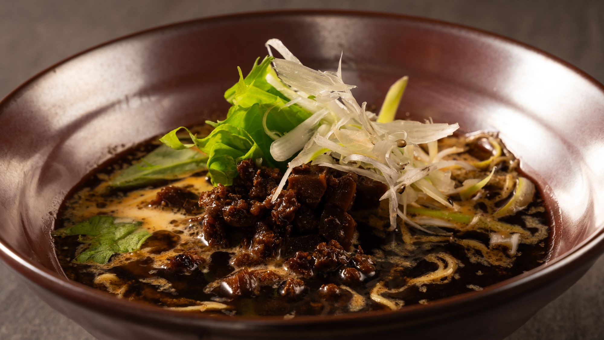 担々麺専門店「担々麵　熊八亭」・黒地獄