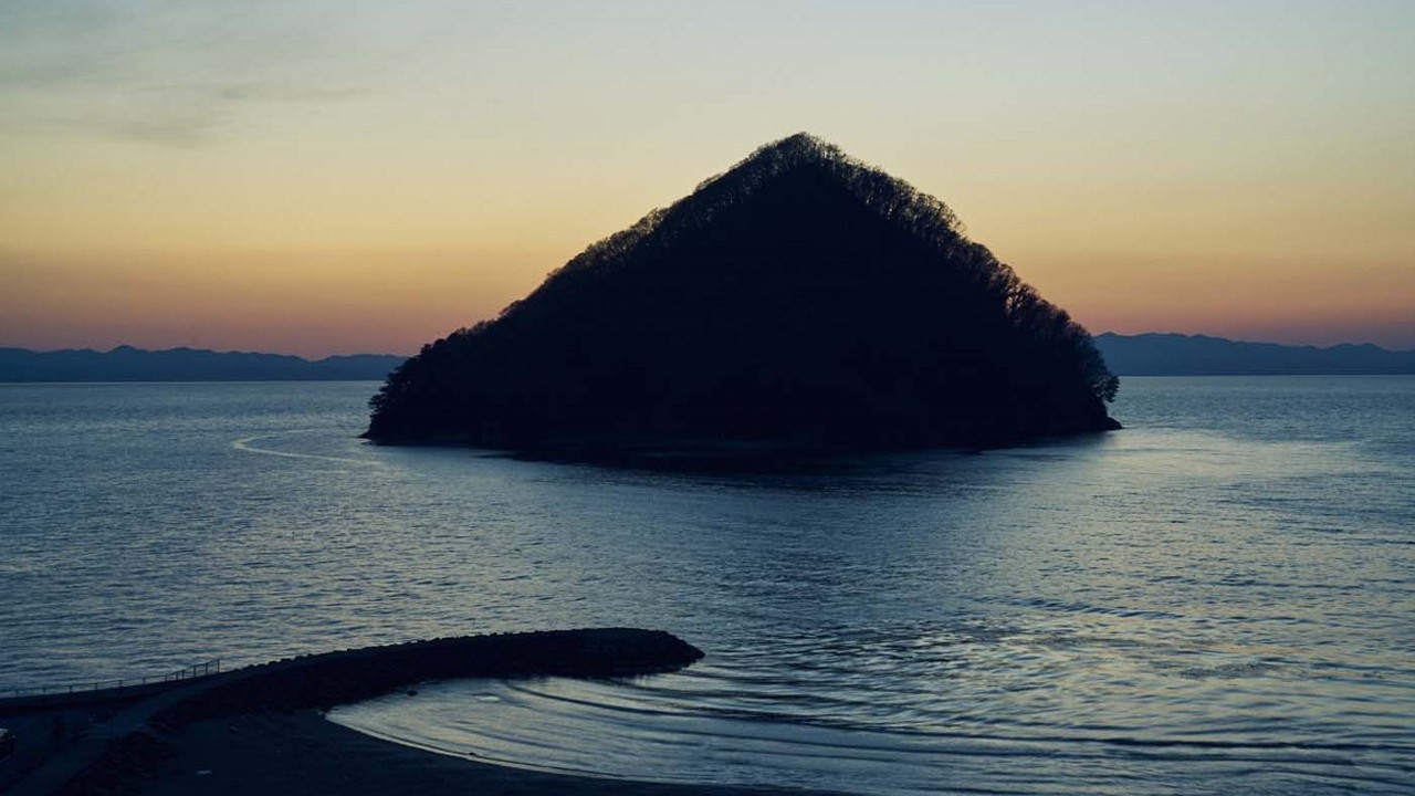 春の湯ノ島