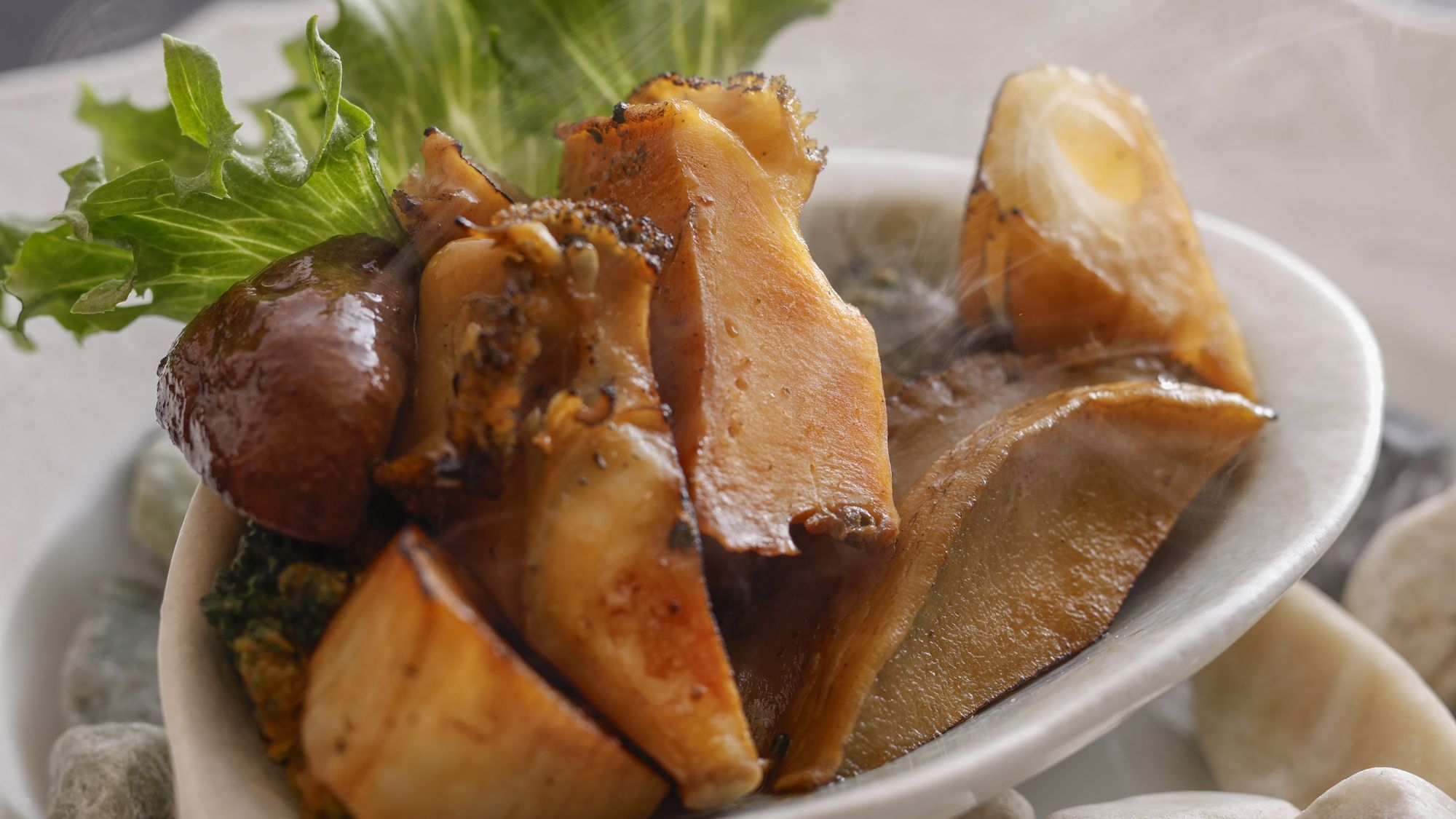 【ステイウィズドッグ・休日いぬ部W受賞記念】【特別会席】三大味覚　松阪牛・伊勢海老・鮑　を贅沢に