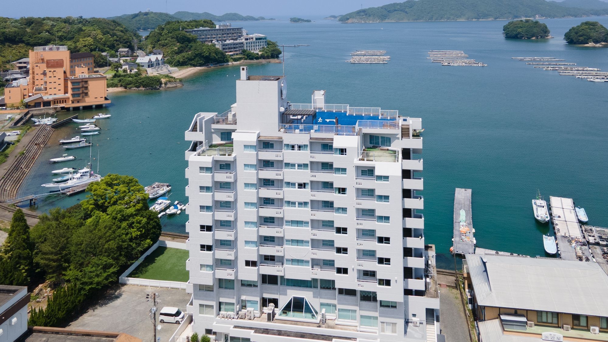 【最上級会席】三大味覚「松阪牛」「伊勢海老」「鮑」を贅沢に【ペット可】