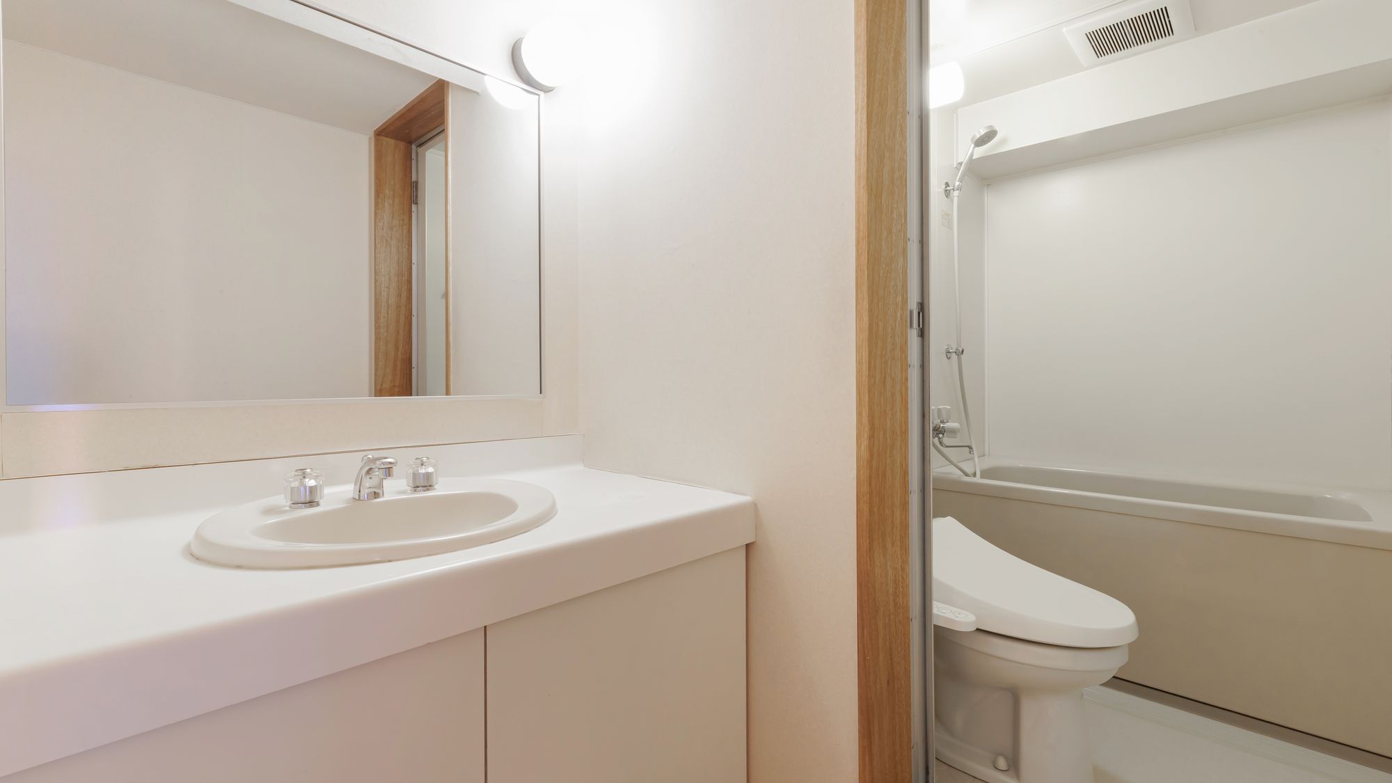 【オーシャンビュー】スタンダード和洋室