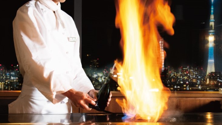 【最上階の鉄板焼ディナー】東京スカイツリーの夜景とともにレストランでディナーを堪能♪夕食付