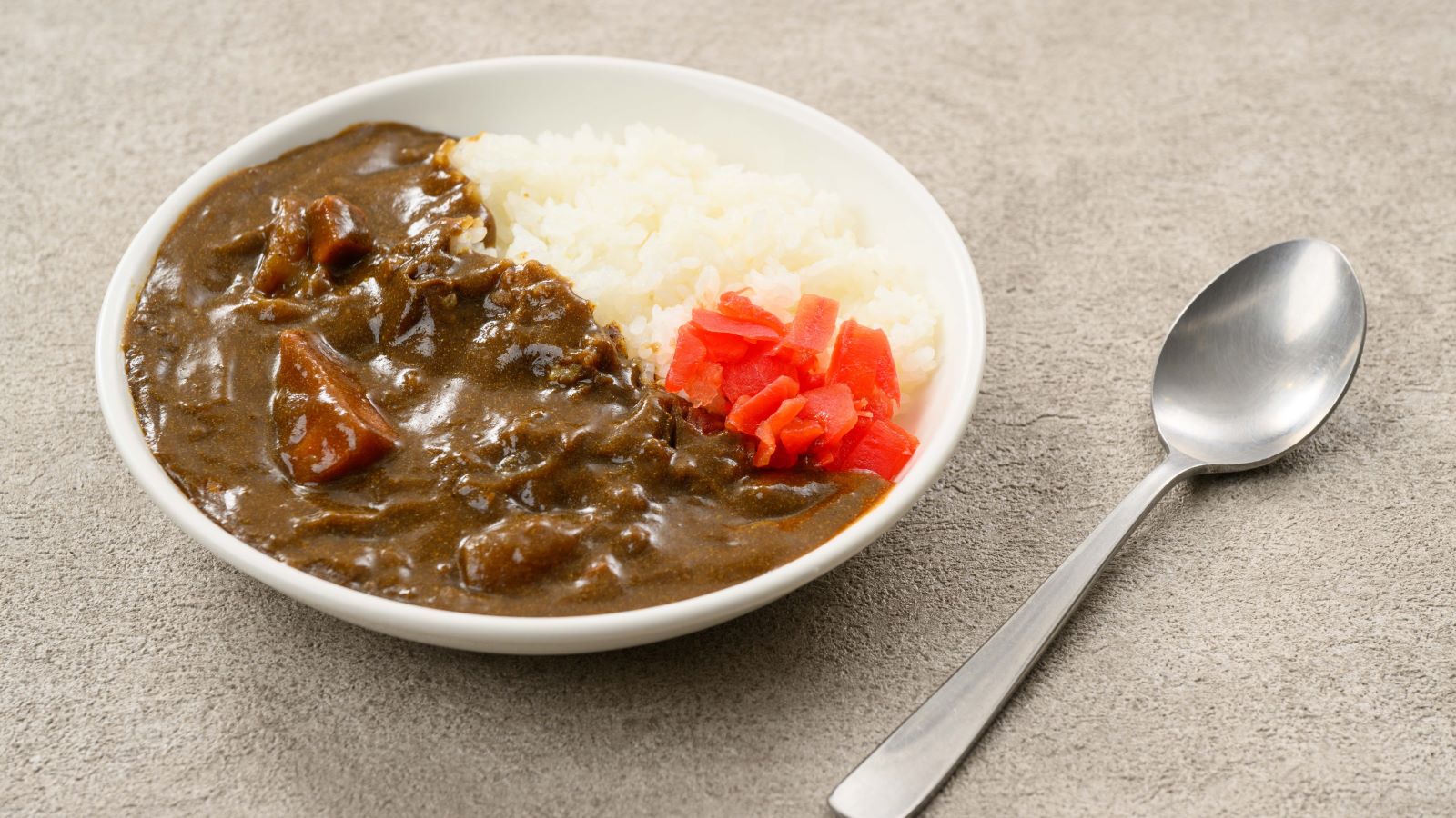 【朝食バイキング】料理長自慢の黒カレーは絶品♪