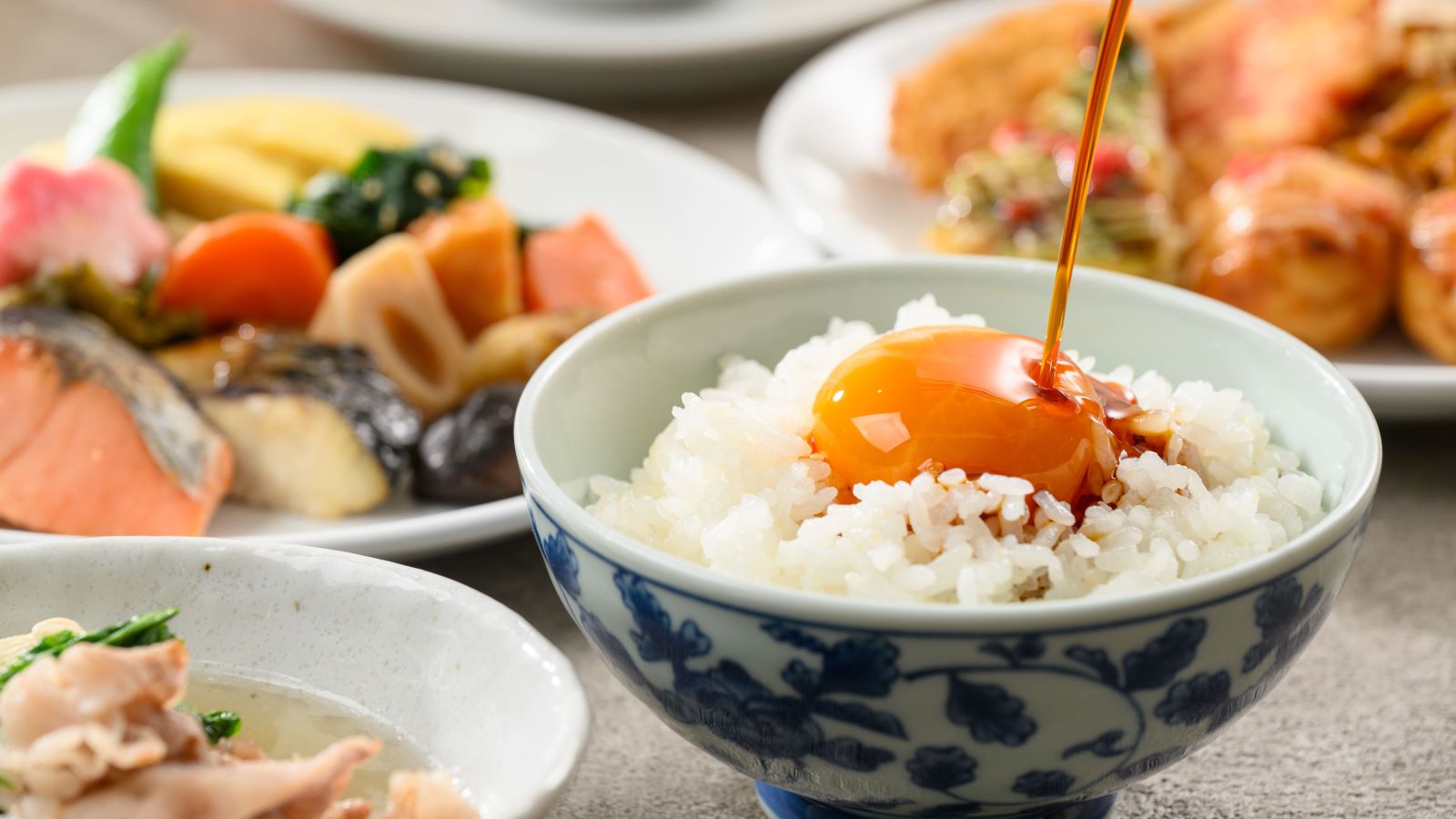 【朝食バイキング 一例】朝の定番！卵かけご飯