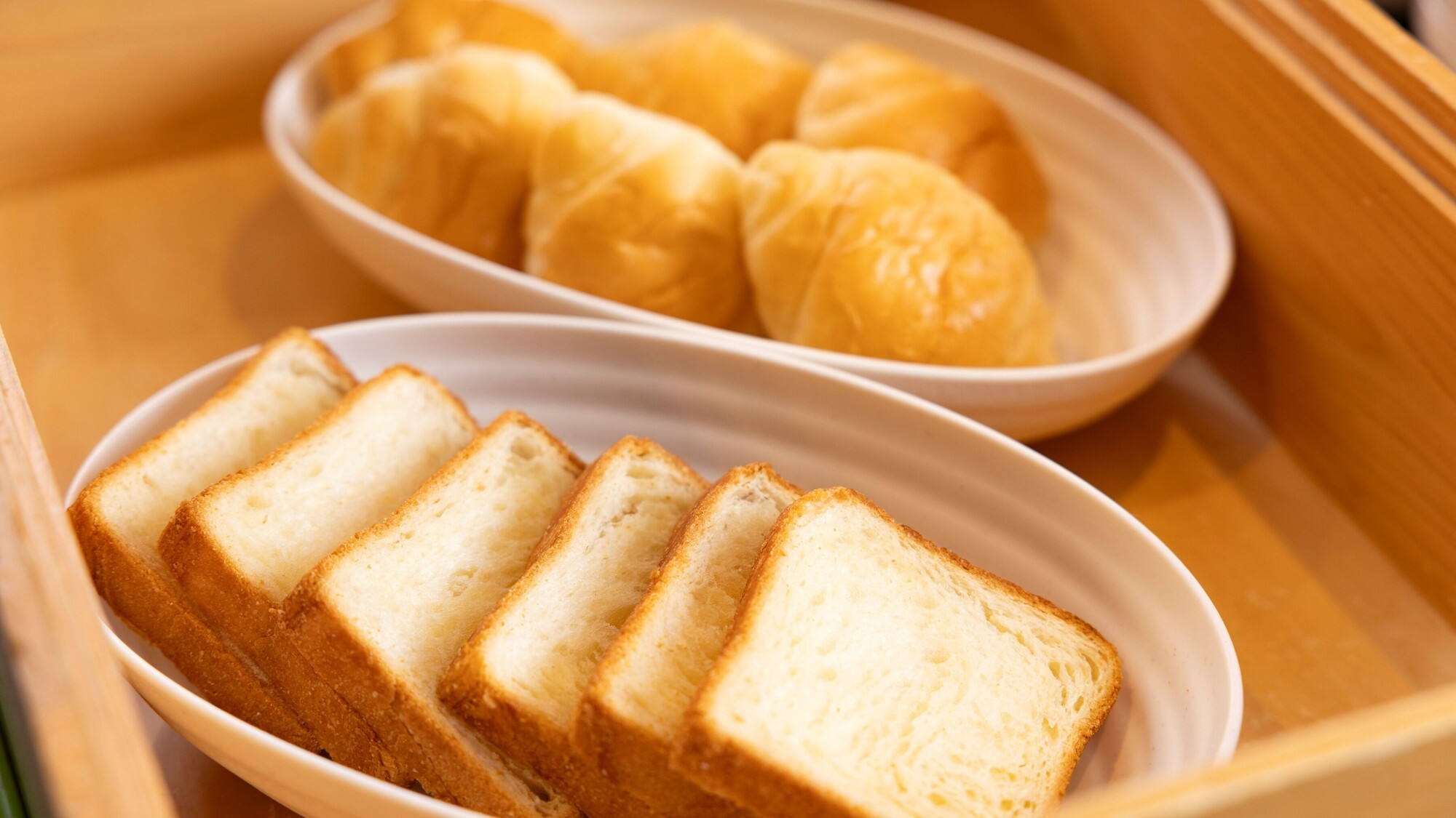 【朝食】パンコーナー