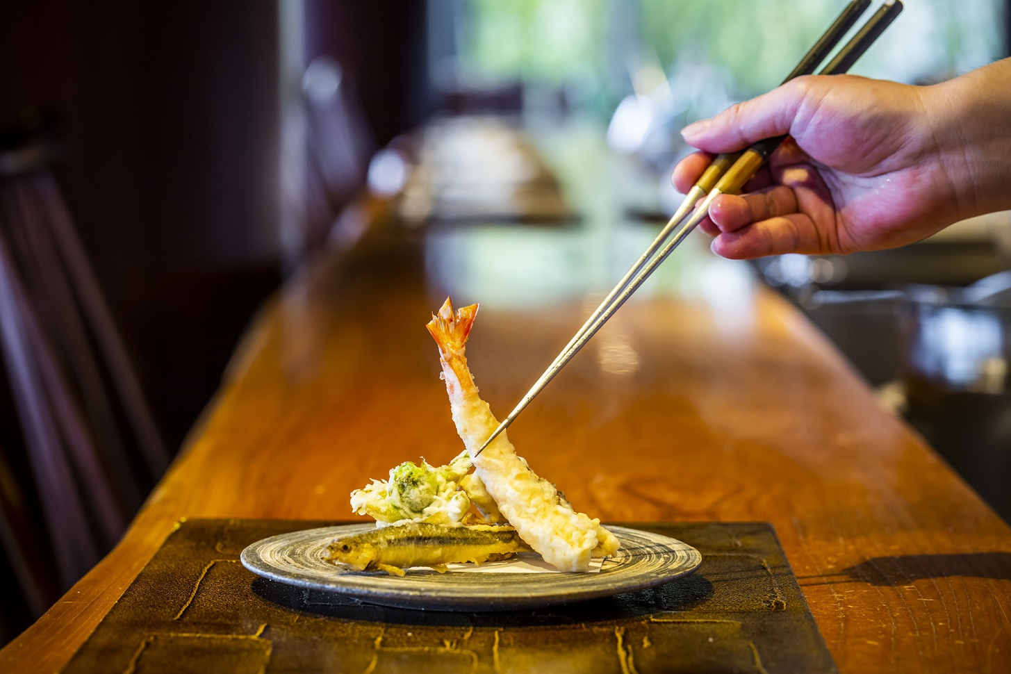 【天麩羅ディナー】滋賀県産の野菜や季節の食材をカウンターで楽しむ。夕朝食付プラン