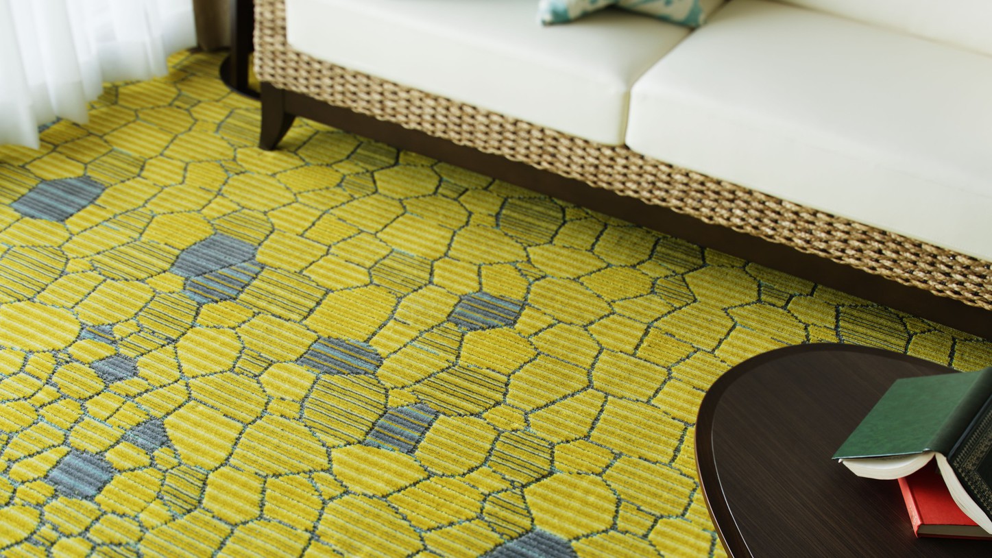 「光」「輝き」「煌き」をテーマに、カナリアイエローを基調としたデラックスフロア