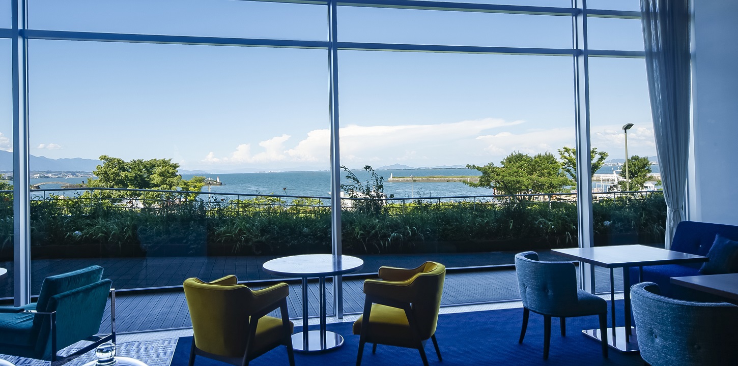 【クラブフロアステイ】クラブラウンジ/特別朝食＆天麩羅ディナー　夕朝食付き