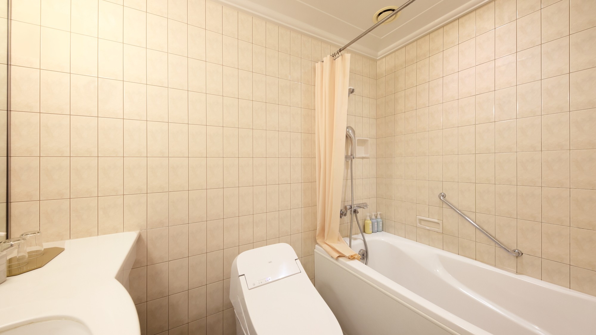 「デラックスフロア Luminaダブル30㎡・ツイン33㎡」客室バスルーム　イメージ