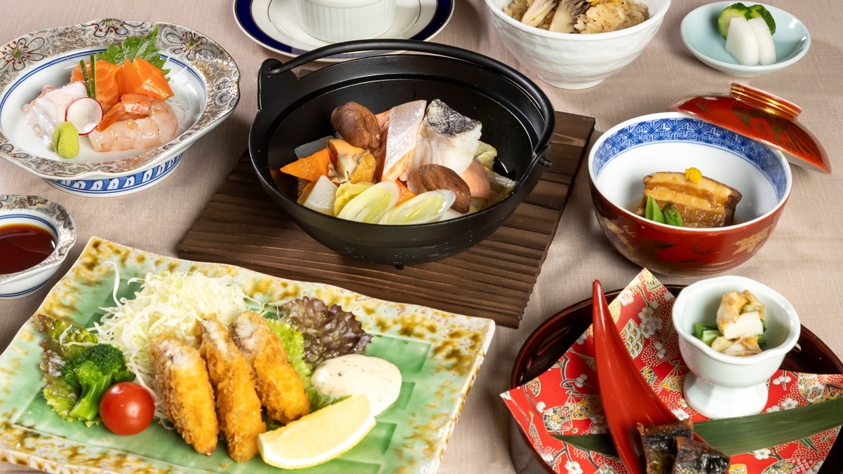 夕食はホテルレストランで和定食を満喫！夕朝食付きプラン