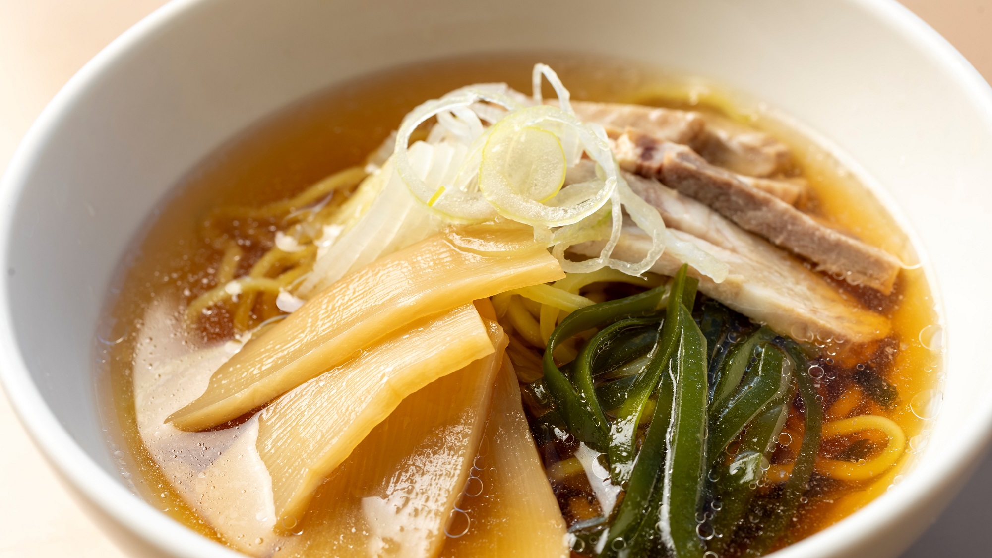 【朝食ブッフェ】チャーシュー、メンマ、葱、ワカメ