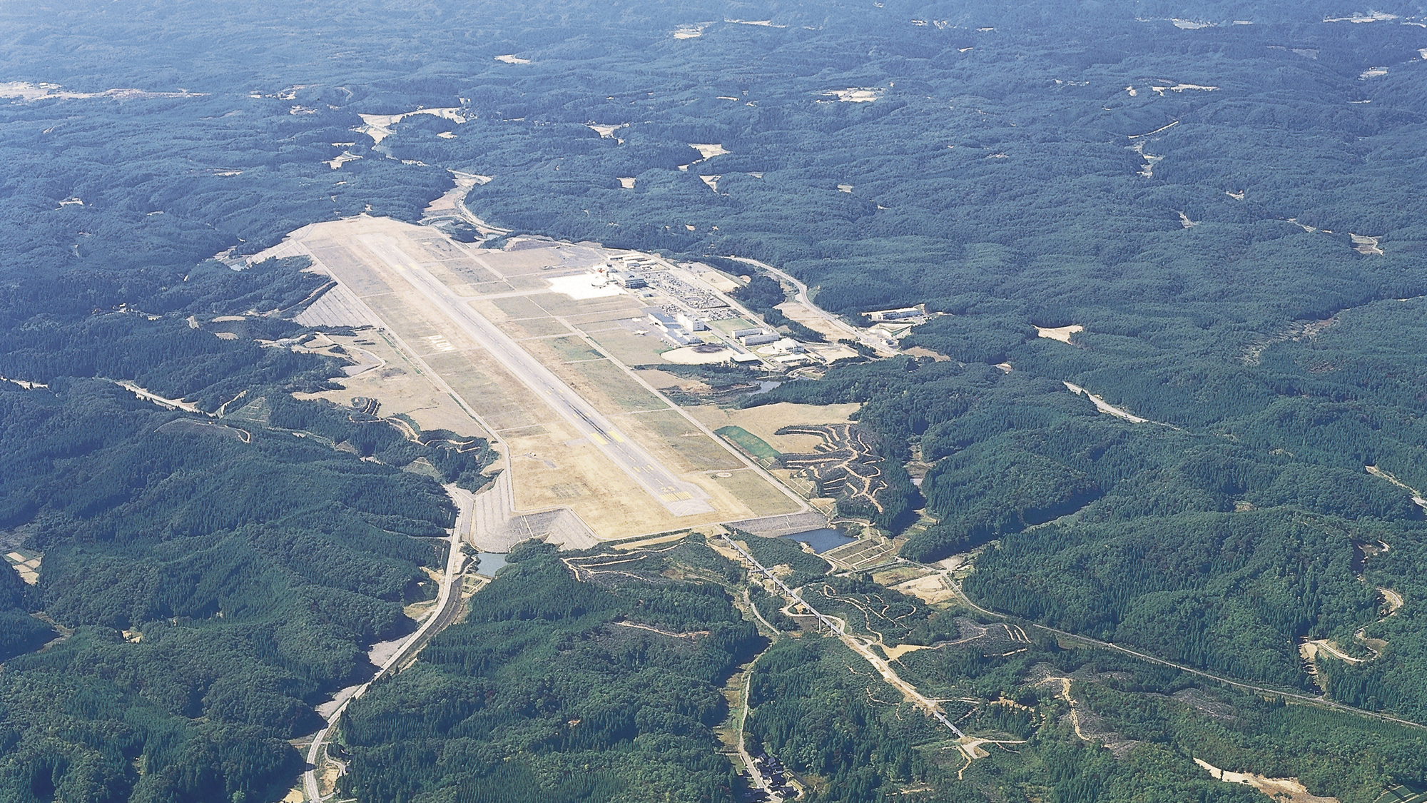 ◆のと里山空港