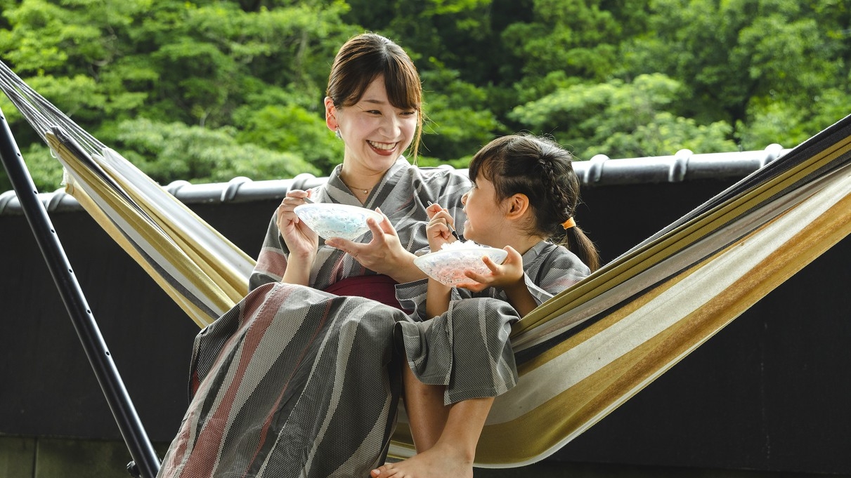 【夏休みファミリー】小学生は大人料金の半額！7種の体験サービスで思い出いっぱい♪貸切温泉＆飲み放題付