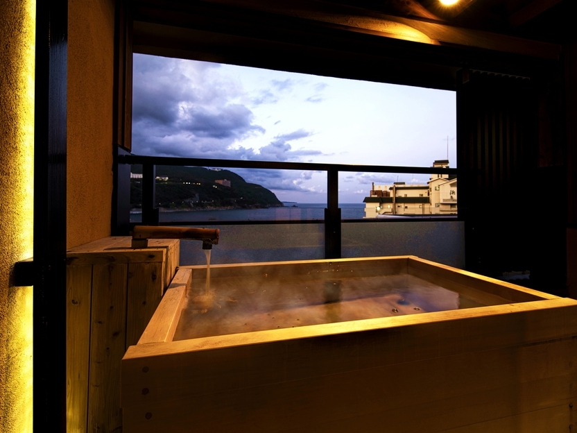 【選べる露天風呂付客室】　伊勢海老舟盛＆鮑＆海鮮しゃぶしゃぶ　個室食事　朝から金目鯛煮付け