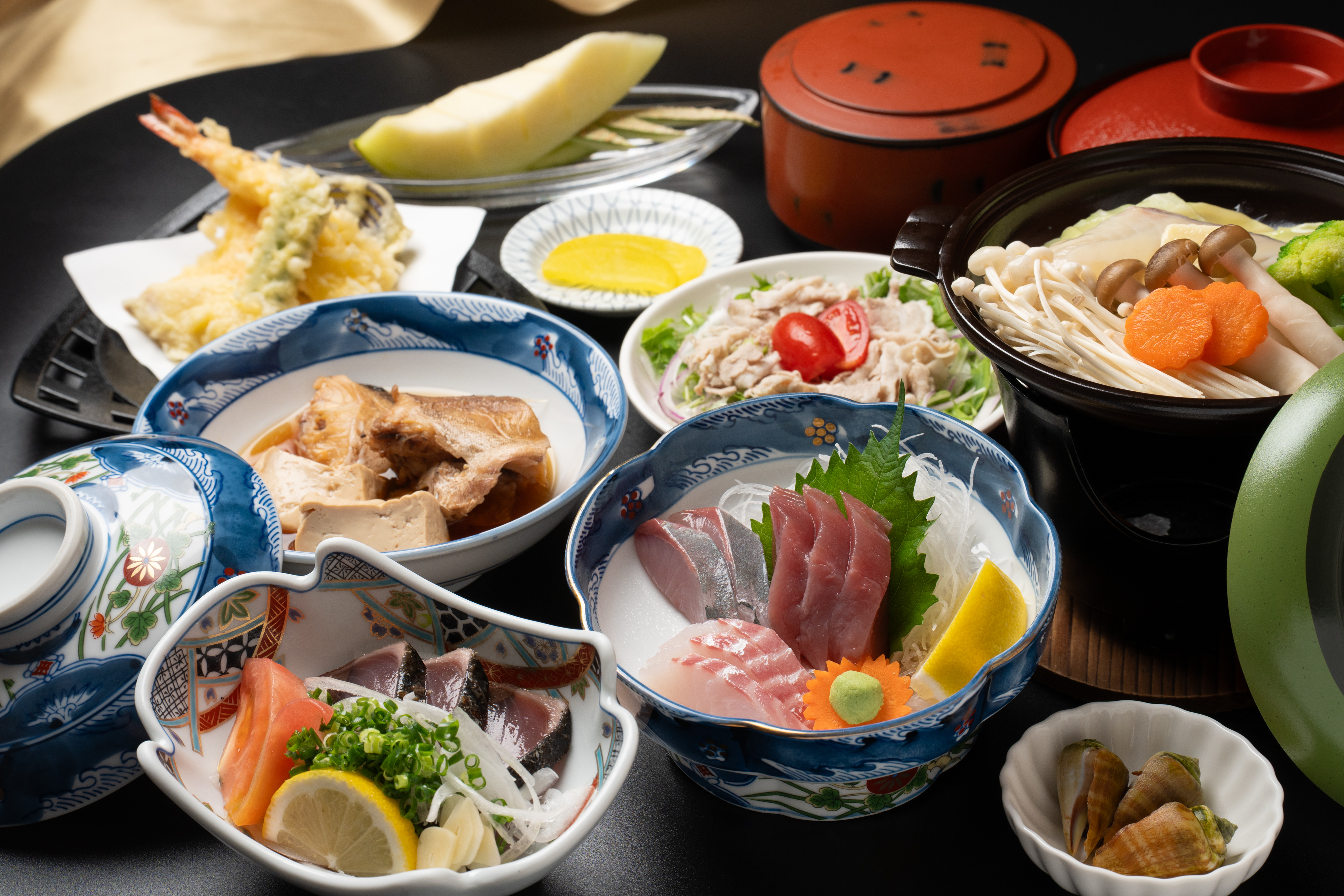 旬の特選夕膳（イメージです。日々献立は変わります）