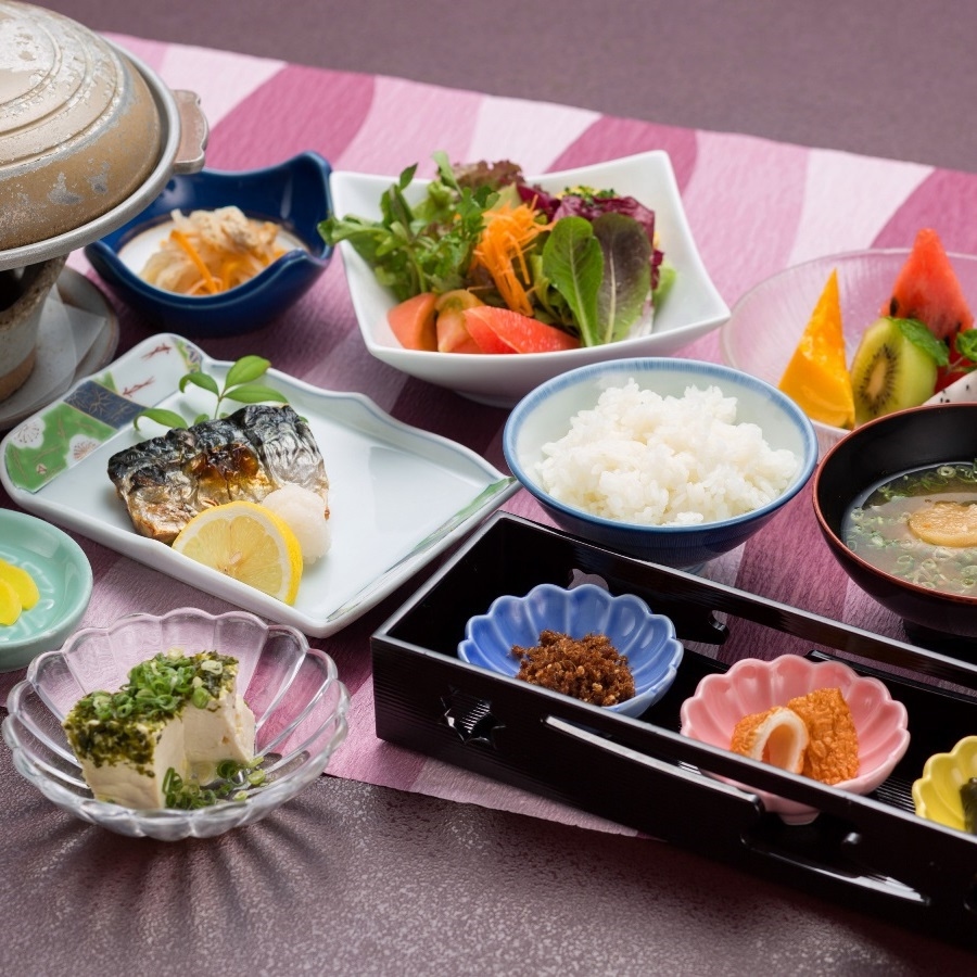 【オンライン決済】◇2食付◇高知県の山の幸・海の幸を盛り合わせた皿鉢料理プラン