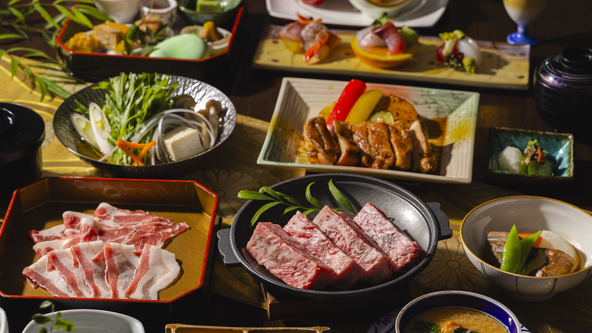 【特撰&rdquo;黒&rdquo;会席】日本頂点の和牛「黒牛ステーキ」&「黒豚・鶏の逸品」ブランド肉の旨味を堪能