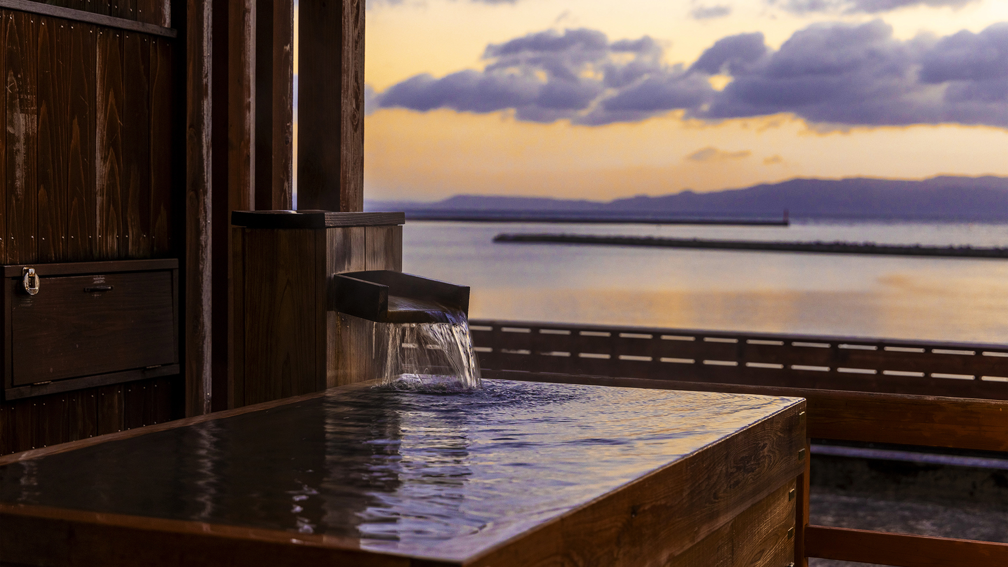 【絶景&times;源泉かけ流し】オーシャンビュー露天風呂付和室/8畳