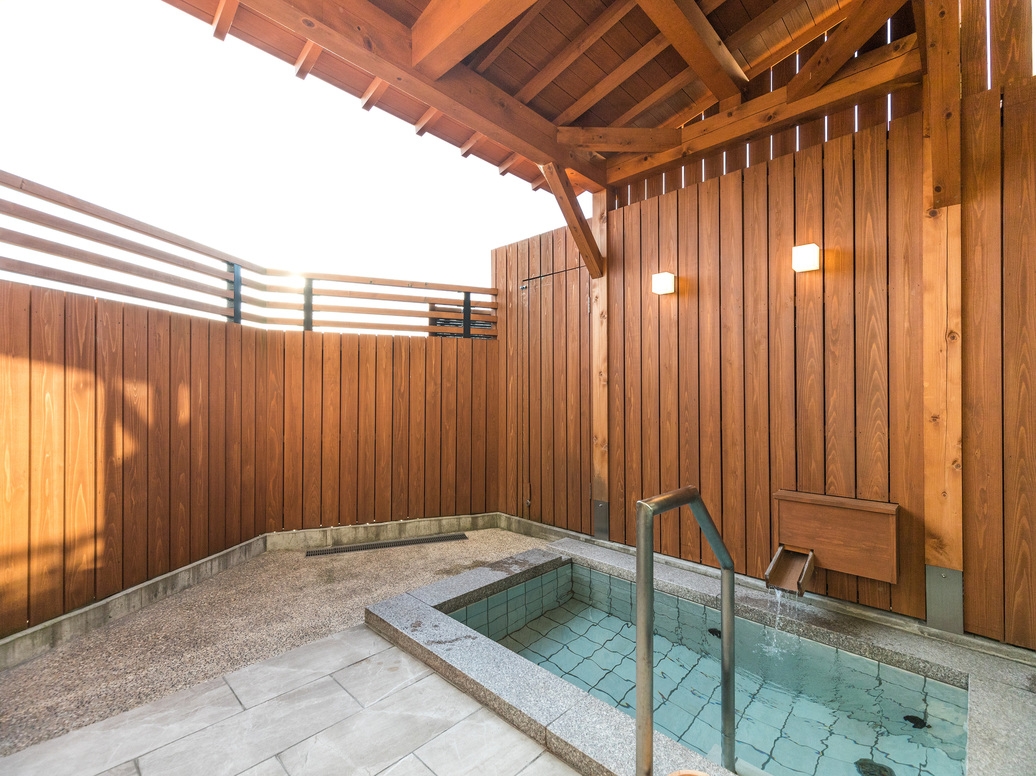 【1日1組・女性限定】 エステ120分付き｜海味会席＋貝料理・心と身体を休める贅沢2食プラン