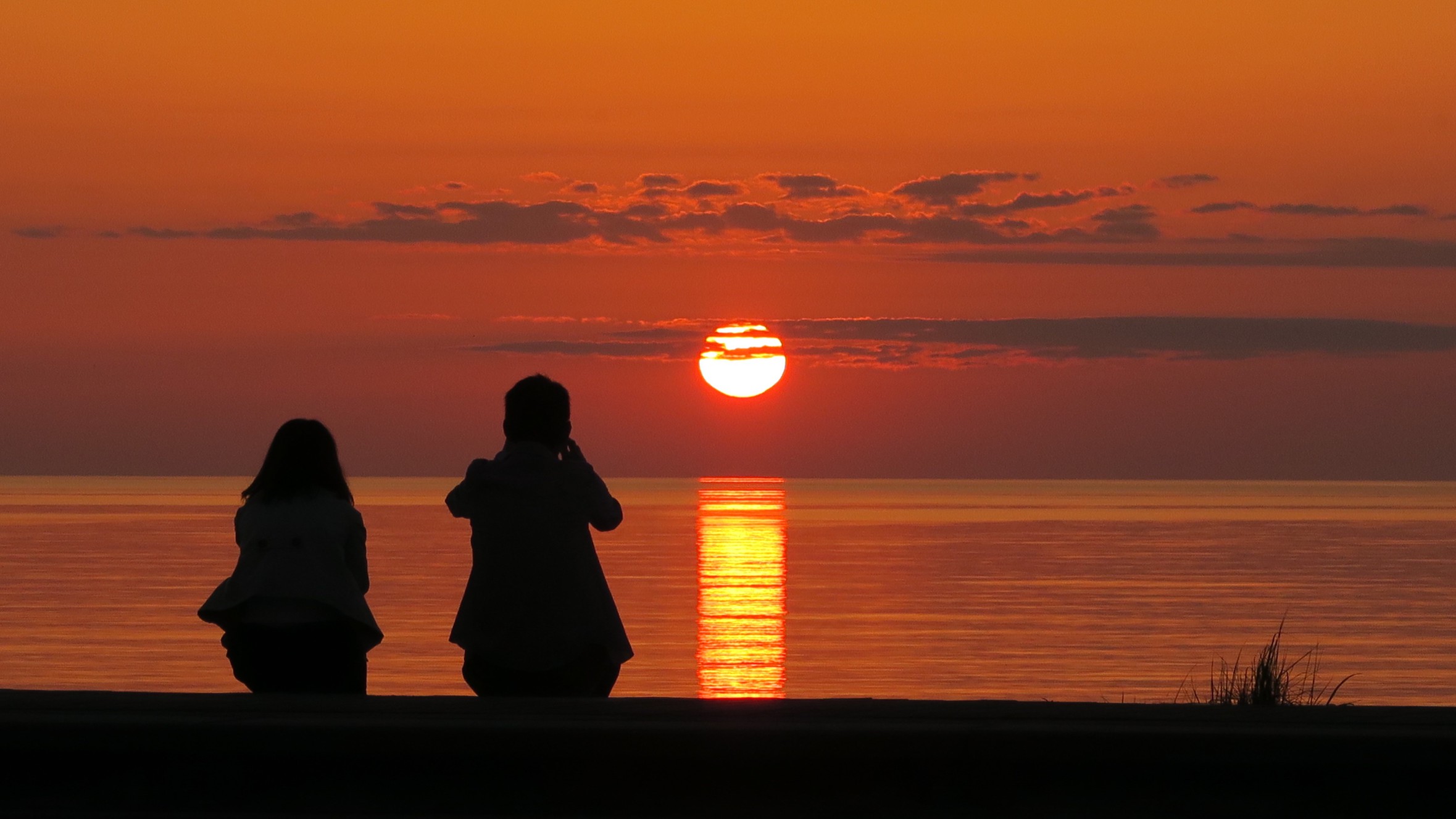 ホテル前海岸の夕景（5月）