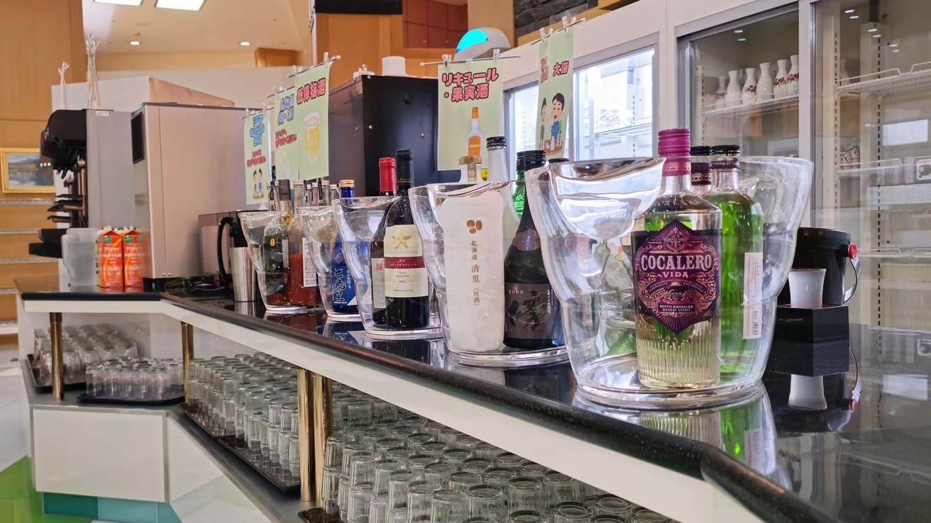 ＜＜1日数量限定！まるごと1杯の毛蟹付＞＞　夕食はCMでお馴染「マルスコイ」でフリードリンク付