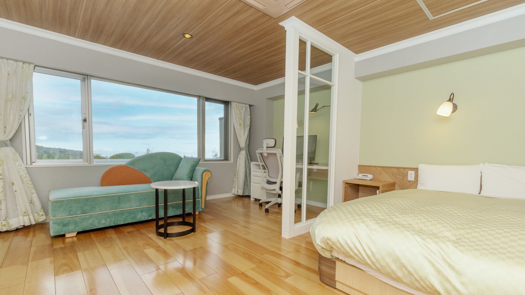 ＜東館＞洋室ダブルベッド33㎡／禁煙