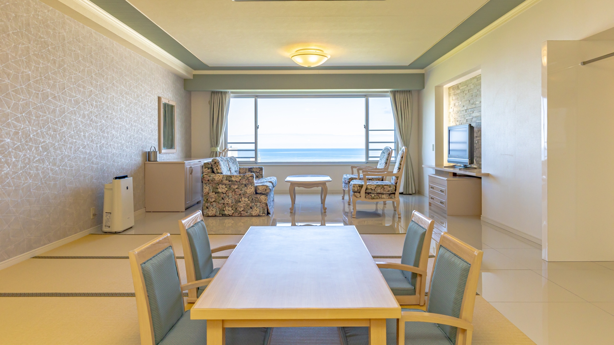 ＜西館＞和洋室75㎡　ファミリールーム／禁煙