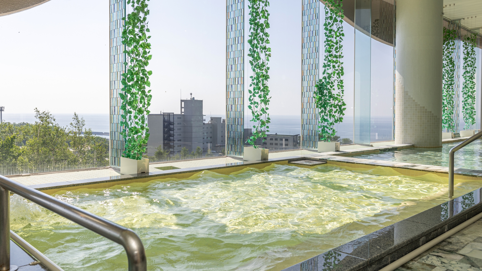 2F女性大浴場「ローシャ」