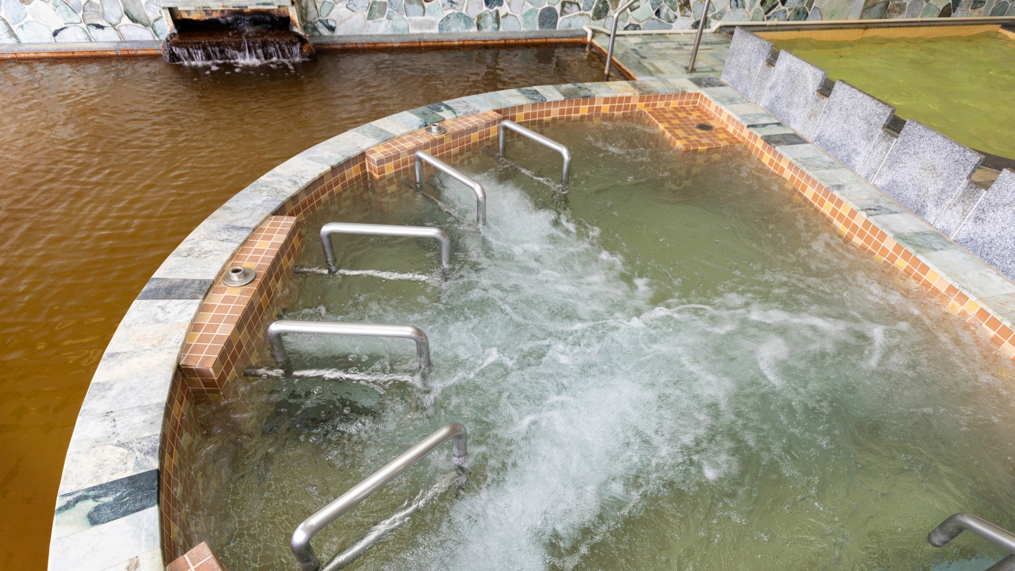 1F男性大浴場「モーレ」