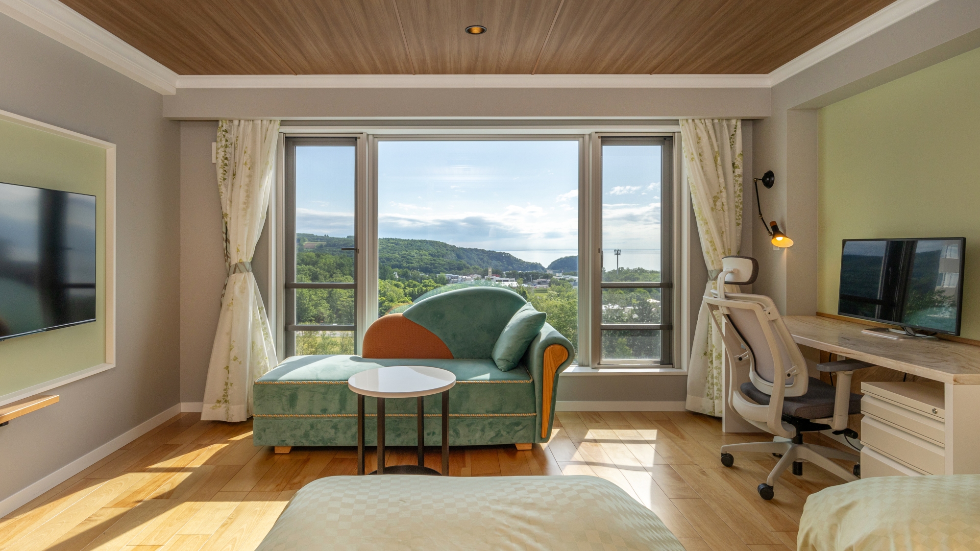 ＜東館＞洋室ツイン33㎡／禁煙