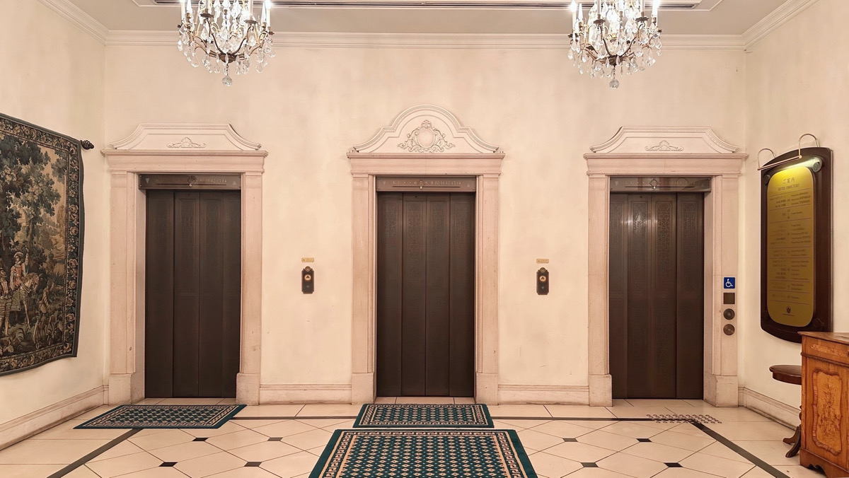 エレベーターホール