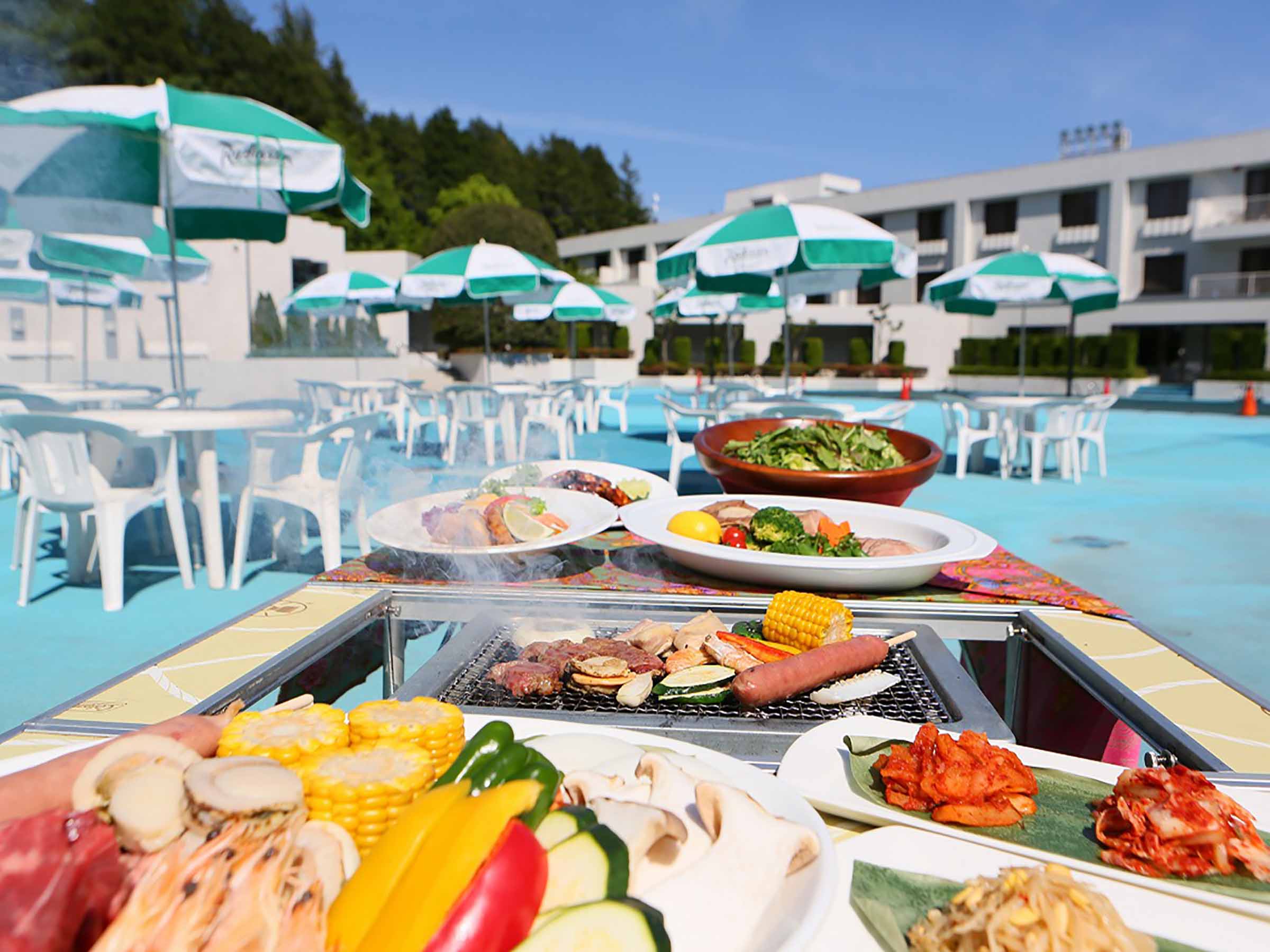 ブールサイドBBQ
