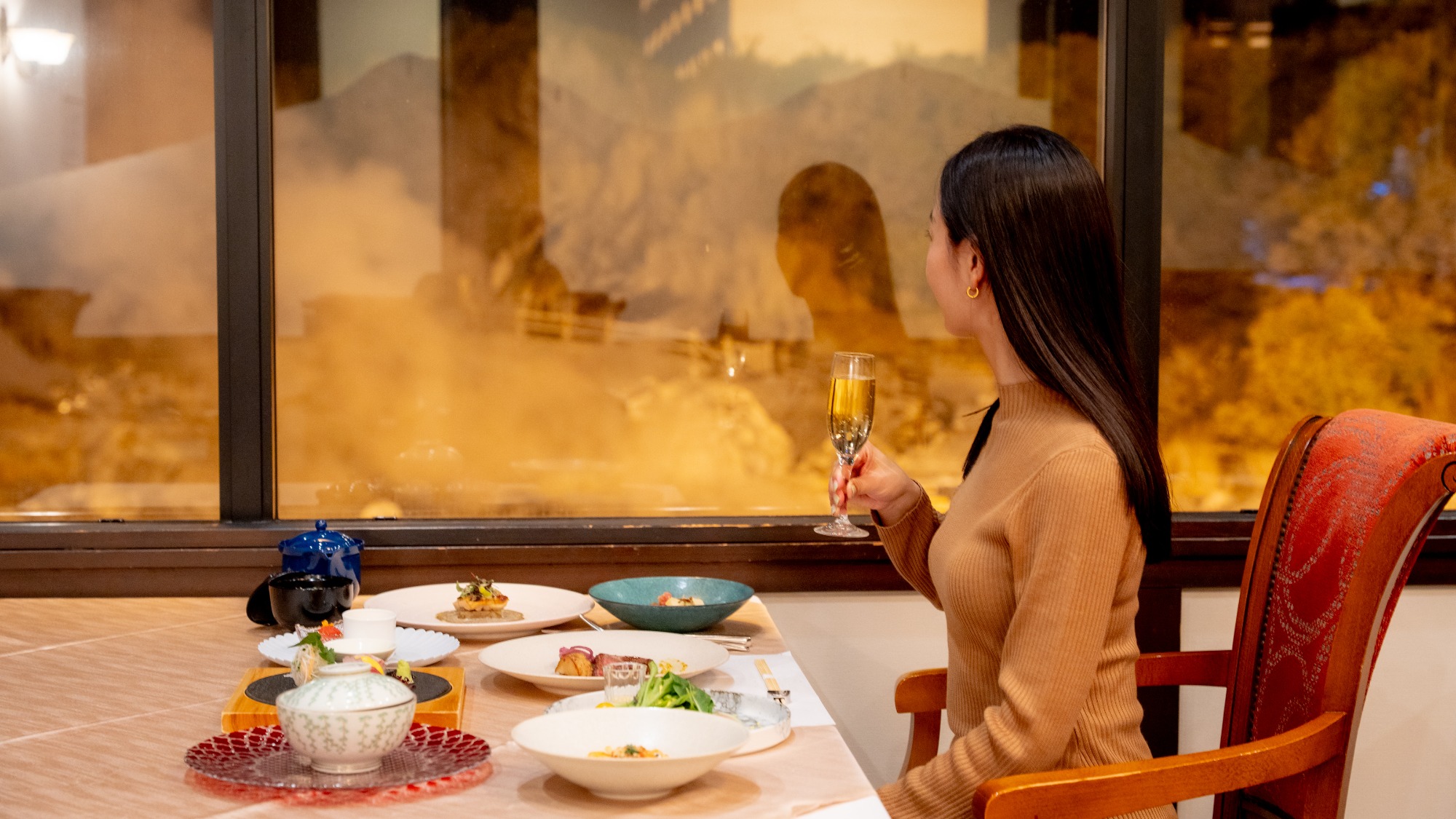 Dinning｜メインダイニング「1917」