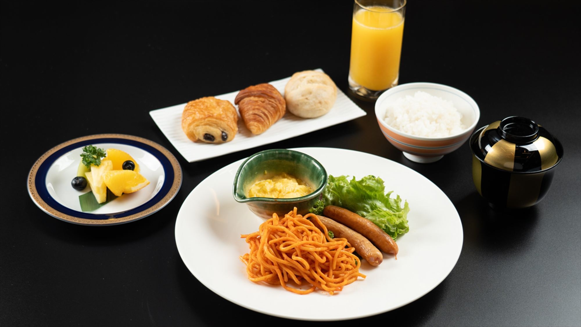 【6％OFF】【楽天スーパーSALE】〜和朝食付〜京都温泉でゆったり寛ぐ旅＜天然自家源泉＞