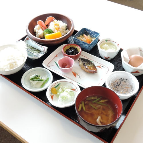 【早期割14】＜夕・朝食付＞夕食は定番人気『神室—Kamuro—』14日前までのご予約におすすめ